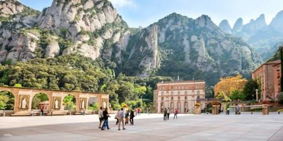 Montserrat self-guided audio tour with optional choir experience