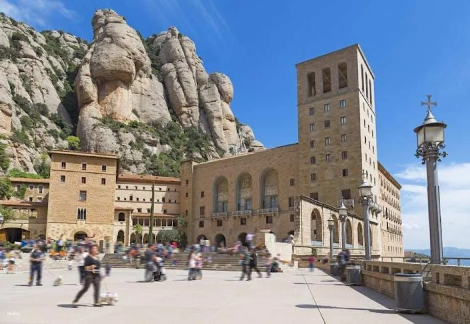 Montserrat self-guided audio tour with optional choir experience