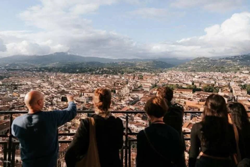 Exclusive Florence Duomo after-hours tour including private terraces