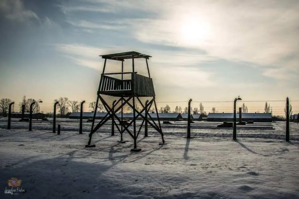 Auschwitz-Birkenau German Guided Tour with Hotel Pick-Up