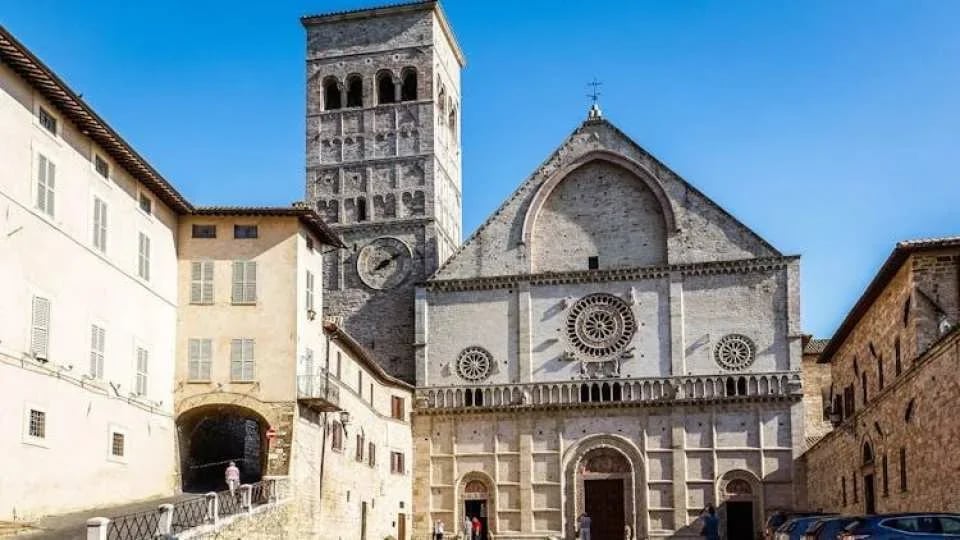 Assisi audio guide with TravelMate app