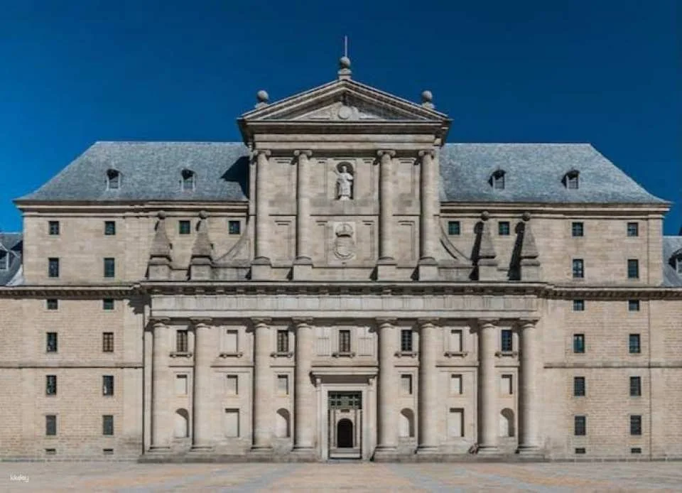 San Lorenzo de El Escorial skip-the-line tickets and guided tour