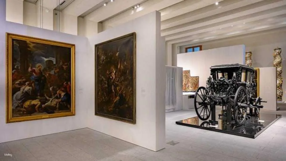 Royal Collections Gallery Tickets and Guided Tour in Spanish