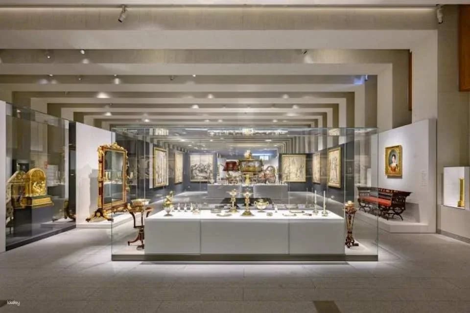 Royal Collections Gallery Tickets and Guided Tour in Spanish