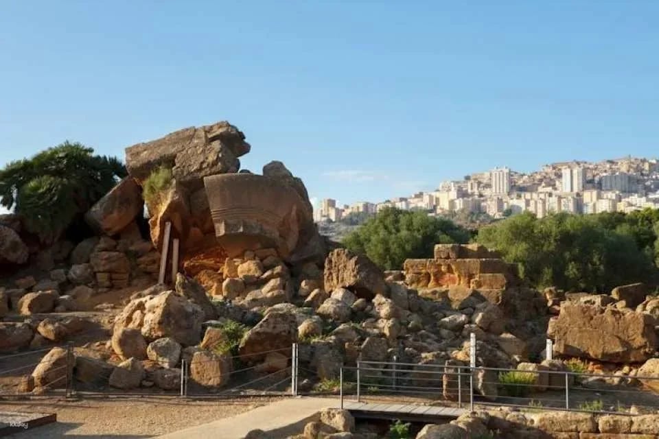 Agrigento self-guided audio tour with historical commentary