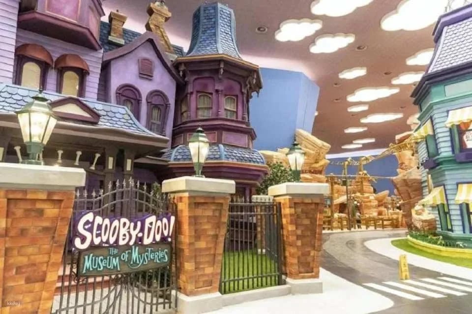Warner Bros. Abu Dhabi entrance tickets