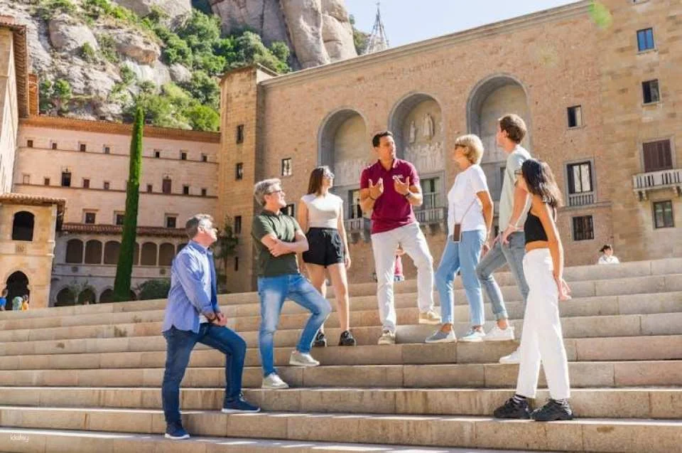 Half-day Montserrat guided tour from Barcelona