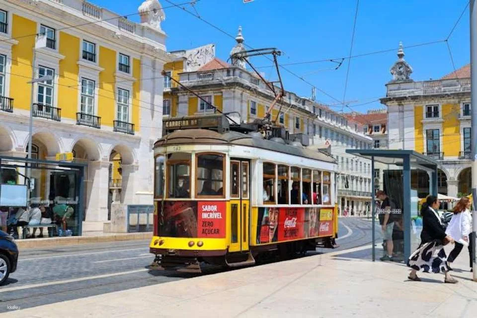 Half-day small group tour to Lisboa and Belém