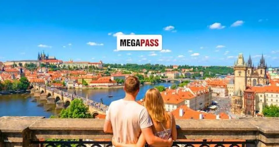 Prague pass with Castle entry and Vltava River cruise (602850)