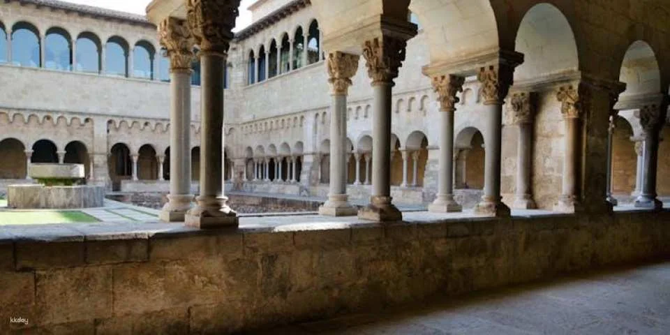 Guided tour of the Monastery of Sant Cugat