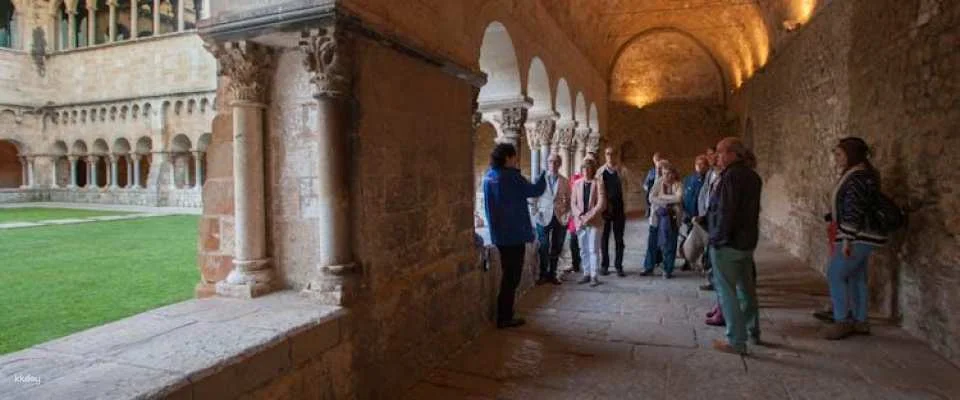 Guided tour of the Monastery of Sant Cugat