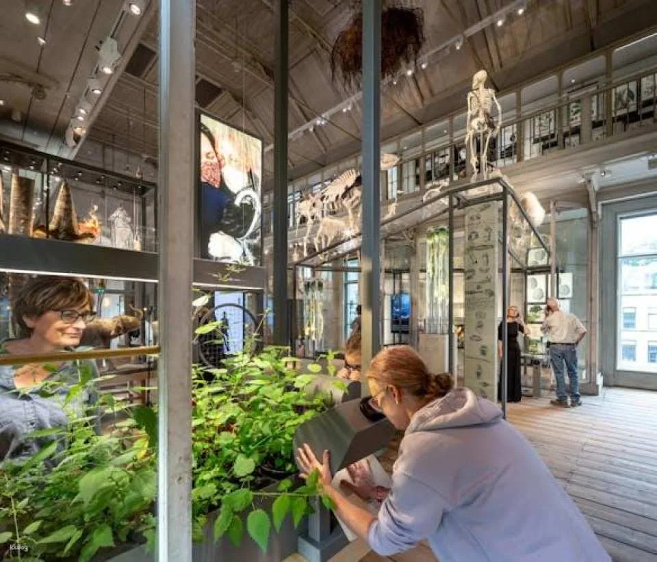ARTIS-Groote Museum Entrance Ticket