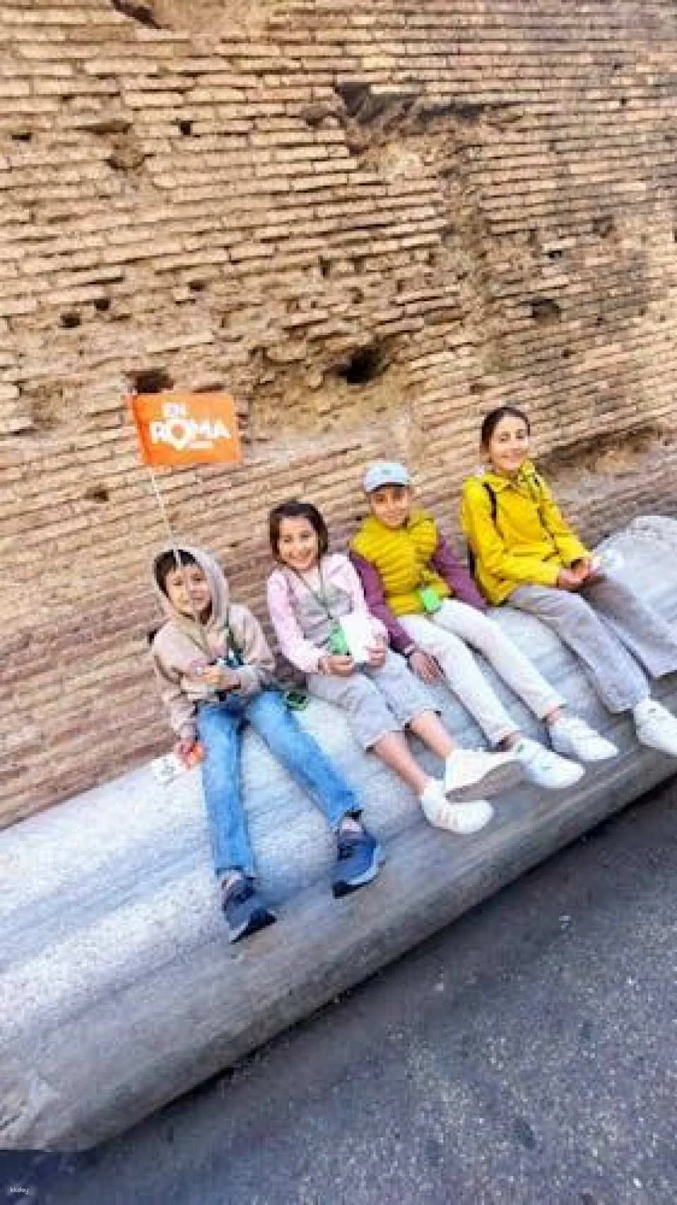 Colosseum and Roman Forum treasure hunt tour for Kids