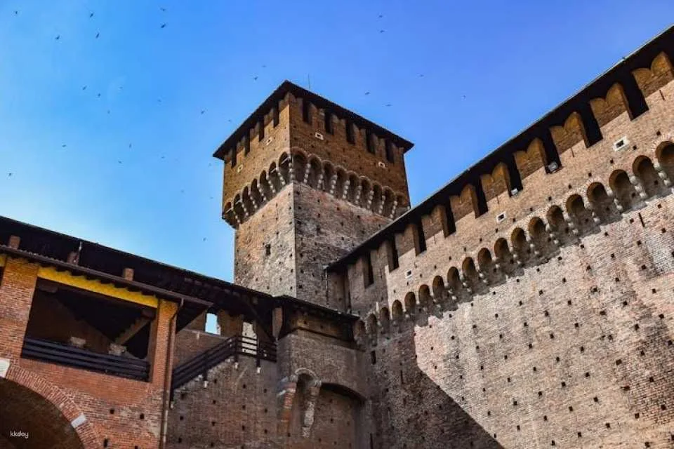 Duomo and Sforza Castle guided tour