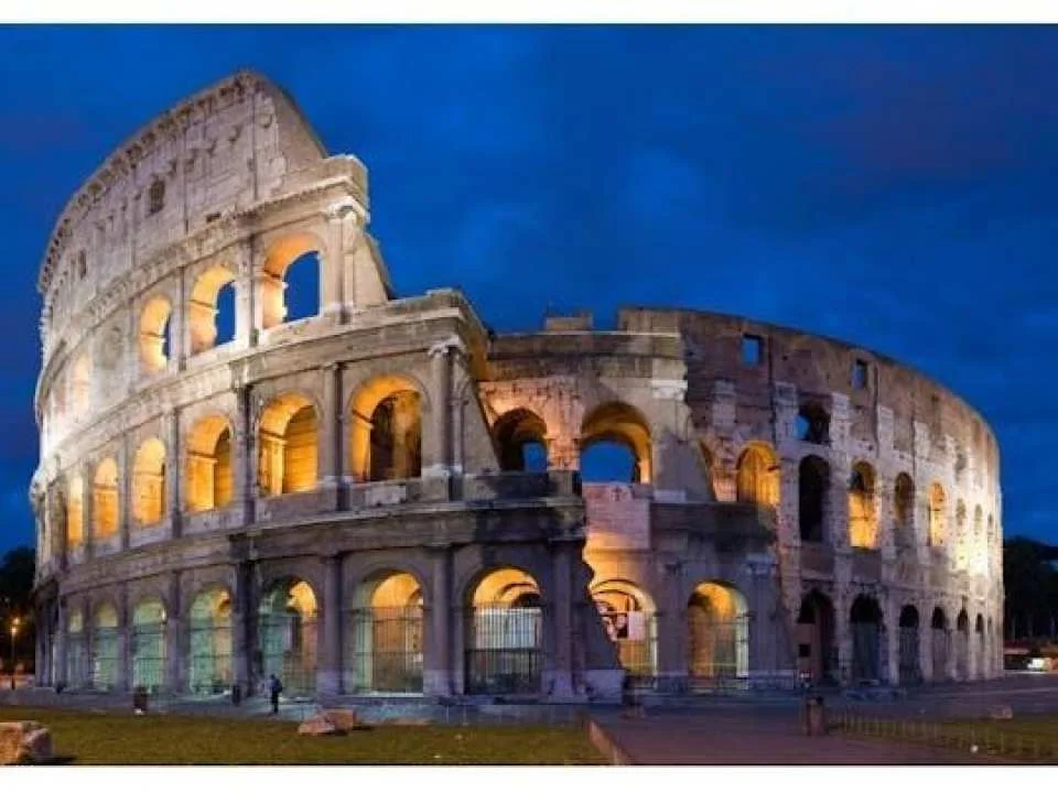 Colosseum, Forum and Palatine in small group with Dutch guide