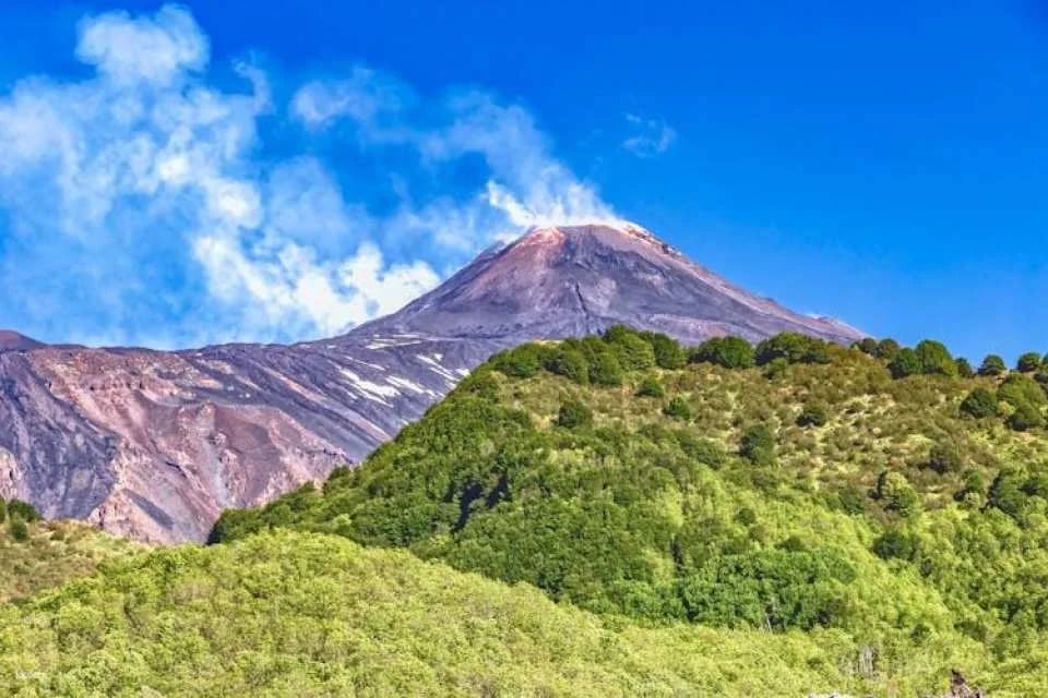 Etna Park and Taormina tour