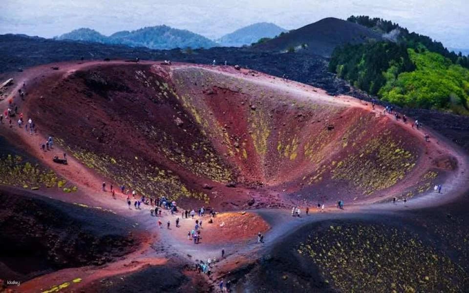 Etna Park and Taormina tour