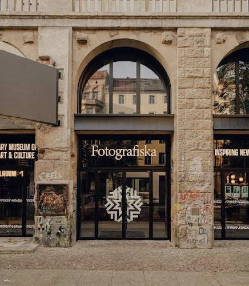 Contemporary museum Fotografiska Berlin entrance ticket