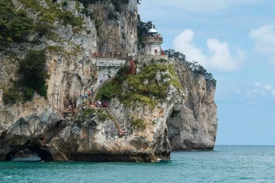 Half-Day Santoña and Anchovy Cannery Guided Tour with Boat Trip