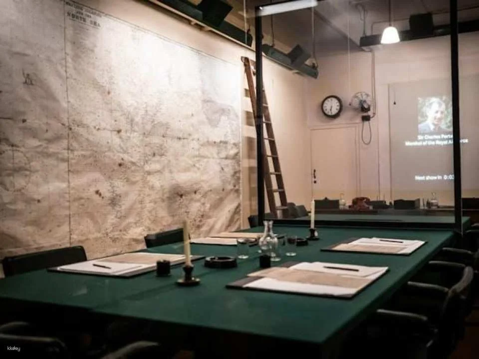Big Ben, Churchill War Rooms, and Buckingham Palace tickets and guided tour