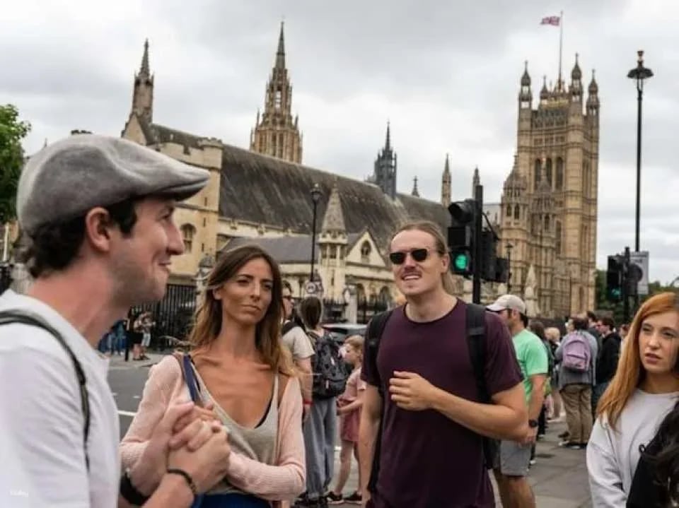 Big Ben, Churchill War Rooms, and Buckingham Palace tickets and guided tour