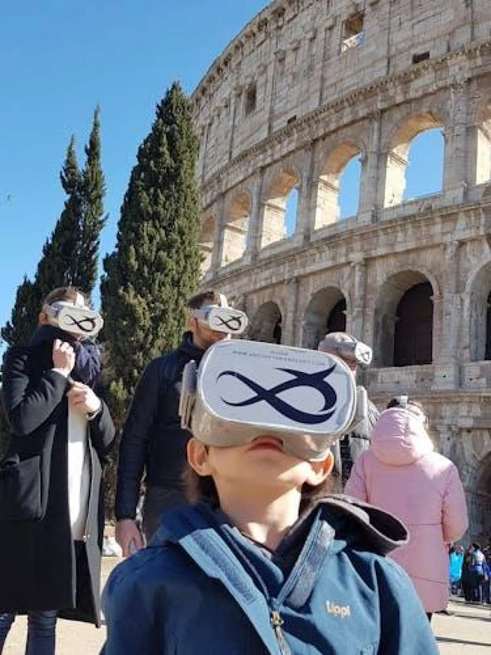 Colosseum visit and virtual reality experience with audio guide