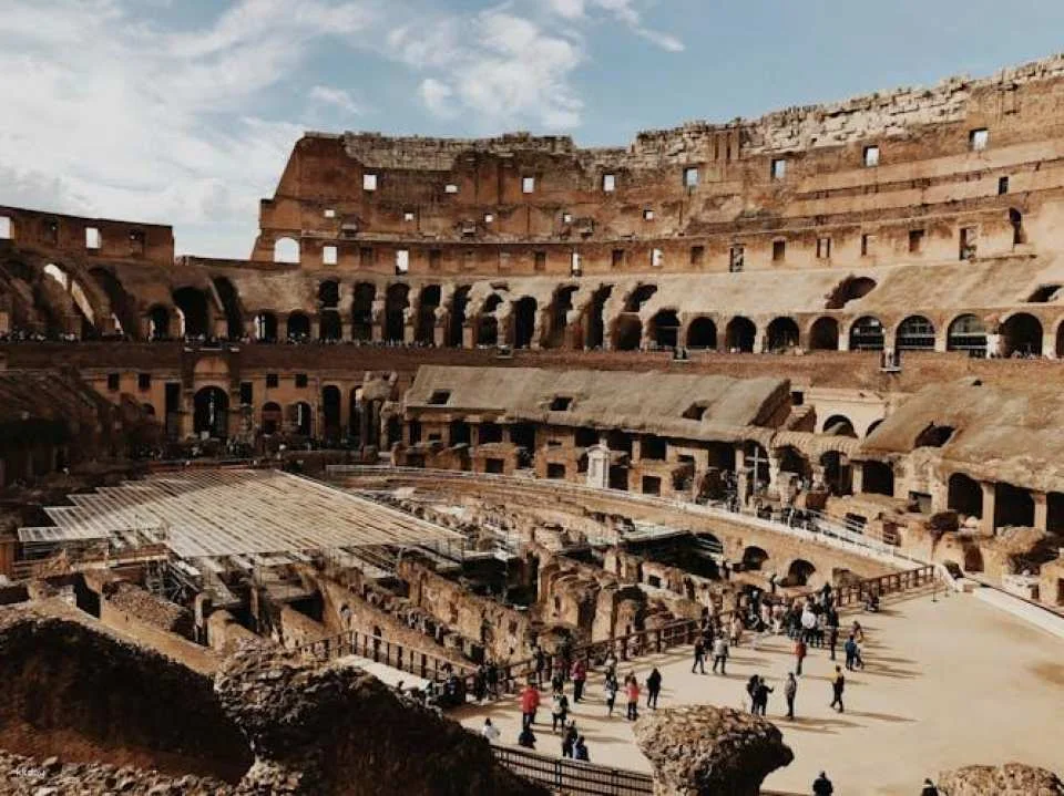 Colosseum visit and virtual reality experience with audio guide
