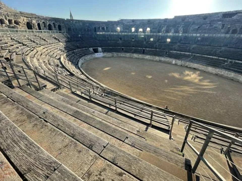 Combined ticket for Nîmes Arena, Maison Carrée and Tour Magne