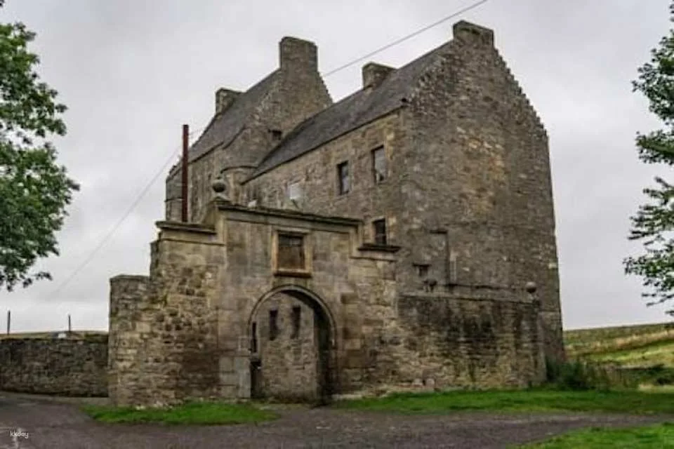 Outlander Explorer day trip from Edinburgh