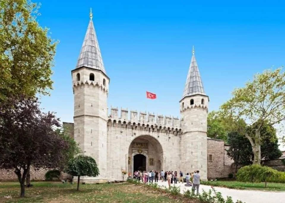 Topkapi Palace and Hagia Sophia Museum combo ticket