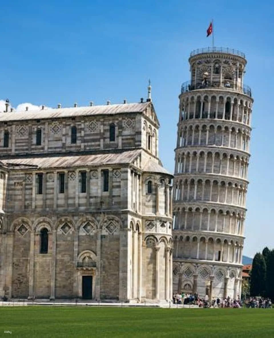 Guided tour from Rome to Florence and Pisa with access to the tower