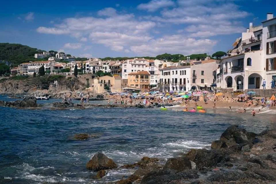Girona and Costa Brava full-day tour from Barcelona