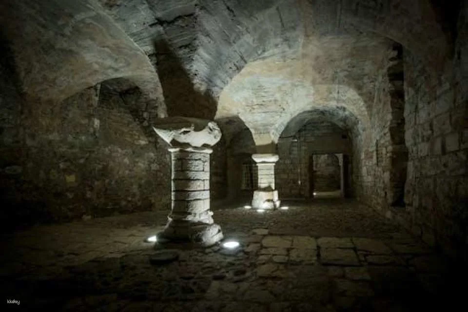 Prague's Old Town, astronomical clock and underground guided tour (603441)