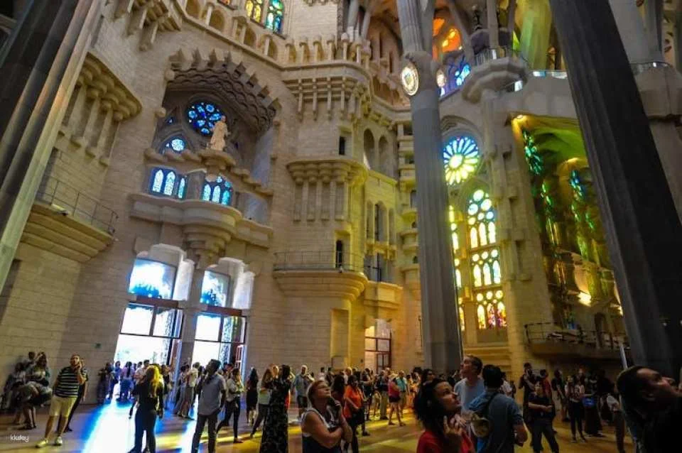 Barcelona half-day tour with Sagrada Familia skip-the-line entry