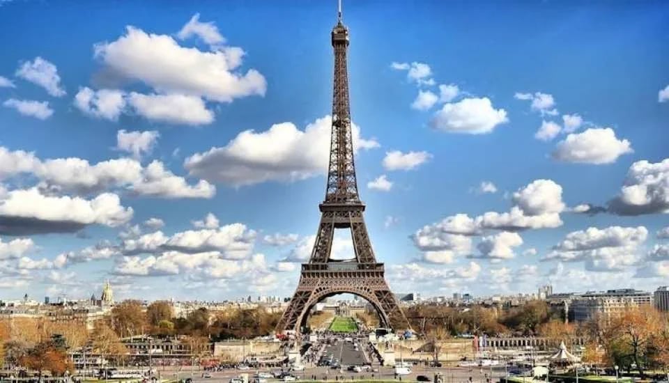 Eiffel Tower reserved timed with audio guide