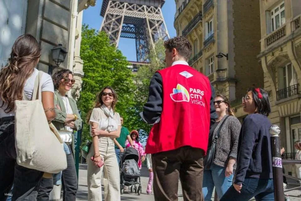 Eiffel Tower reserved timed with audio guide