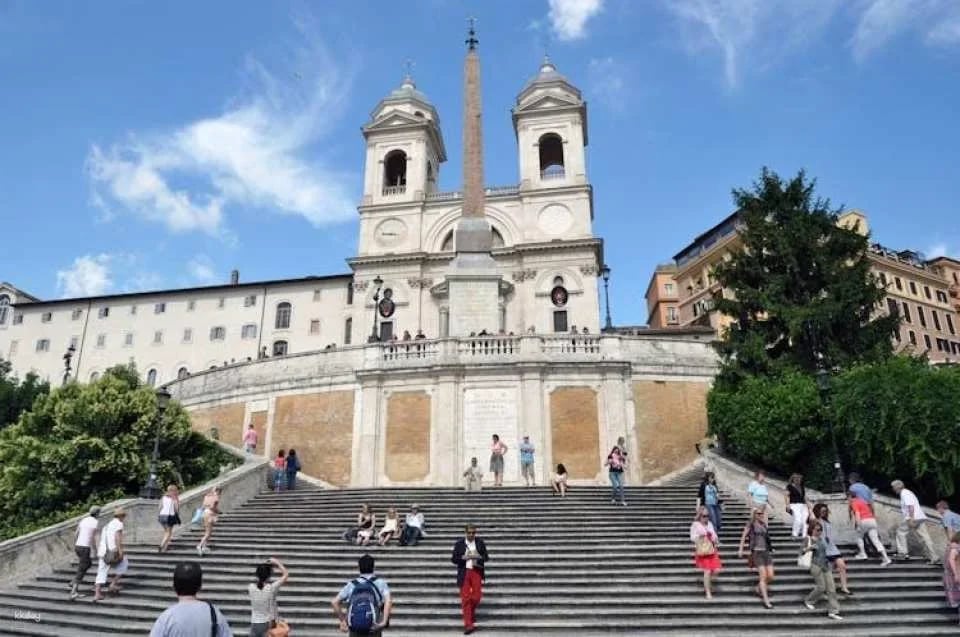 Rome private golf cart tour with iconic sights and views