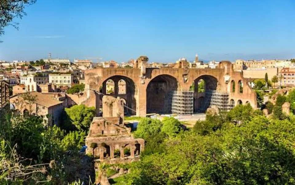 Roman Forums a self-guided audio walking tour