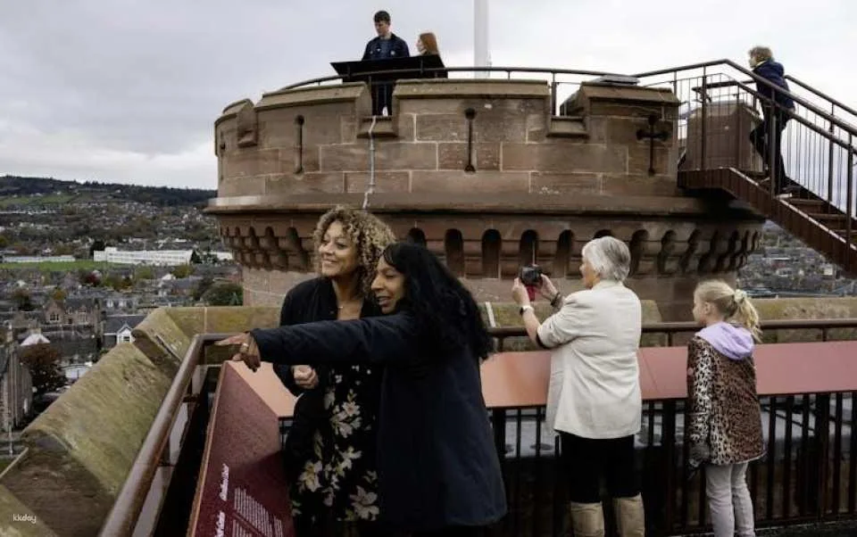 Inverness Castle entry ticket and city audio tour