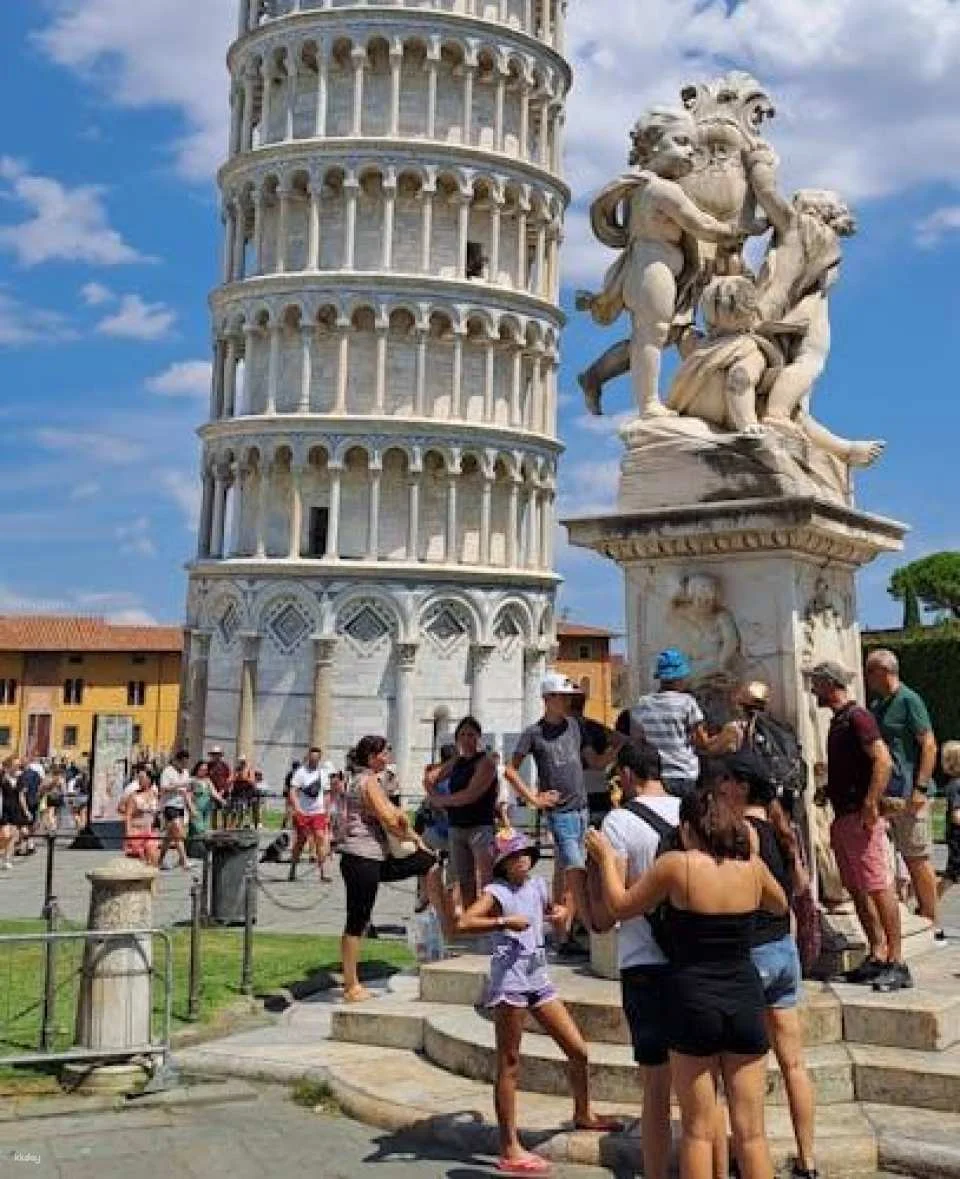 Full visit to the Field of Miracles with Leaning Tower climbing