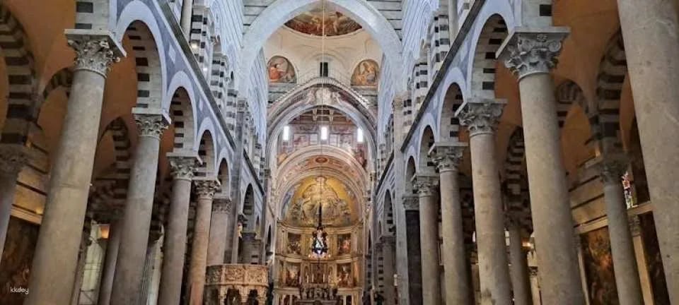 Full visit to the Field of Miracles with Leaning Tower climbing