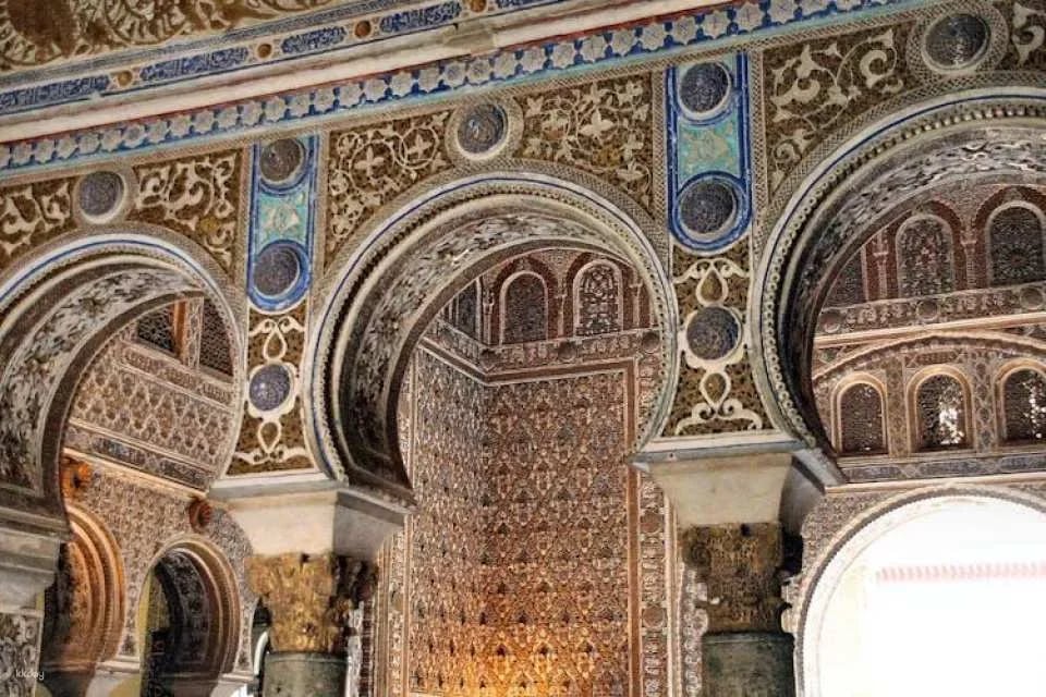 Seville Royal Alcázar small group guided tour