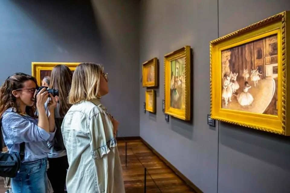Orsay Museum self-guided tour with audio app
