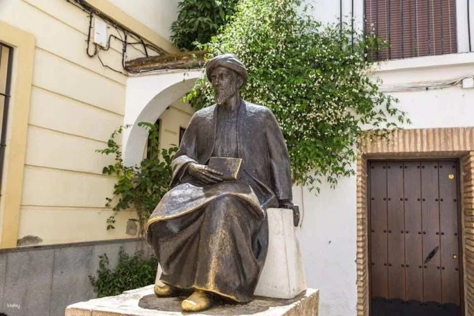 Guided Tour of the Cathedral-Mosque, Jewish Quarter and Alcázar of Córdoba