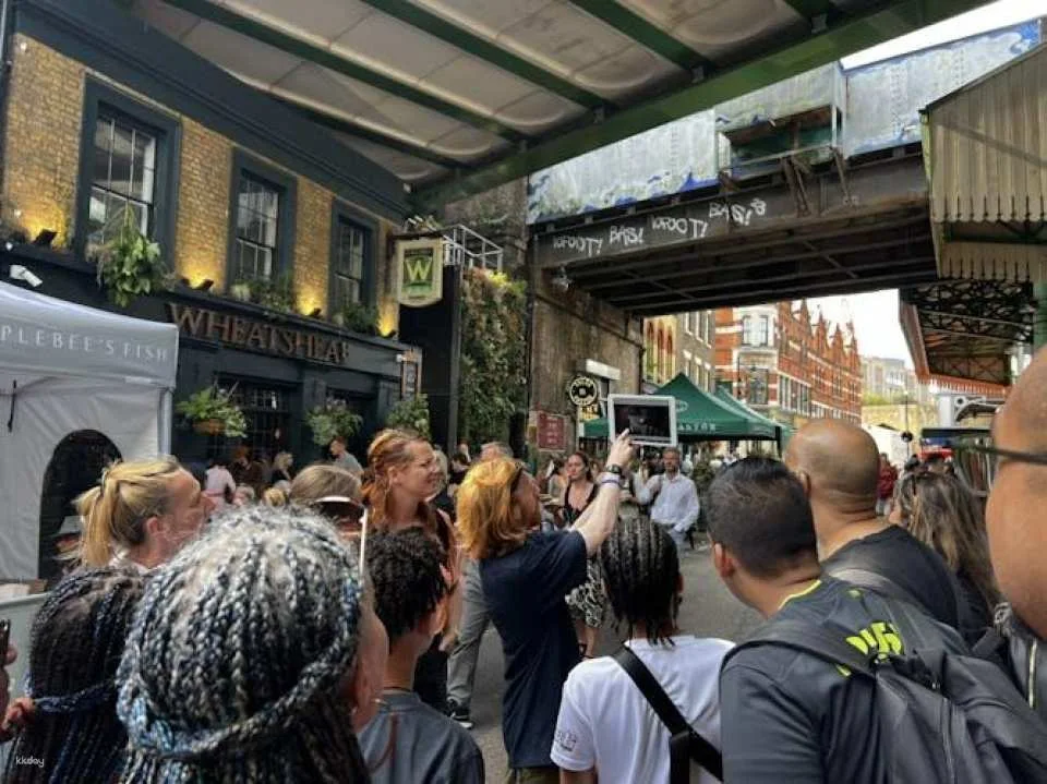 Harry Potter Guided Walking Tour with London Eye Tickets