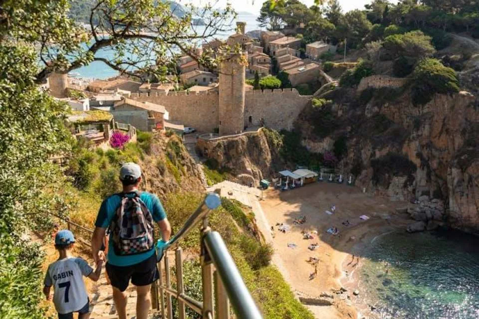 Costa Brava full-day excursion to Tossa de Mar from Barcelona