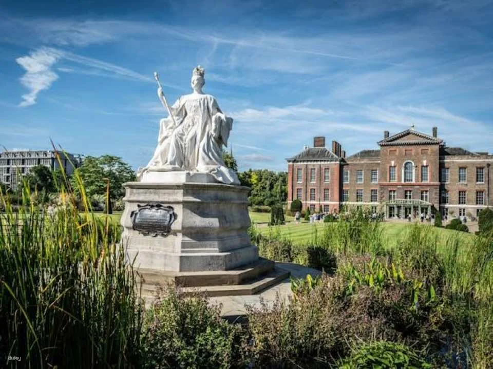 Kensington Palace and Westminster Private Tour