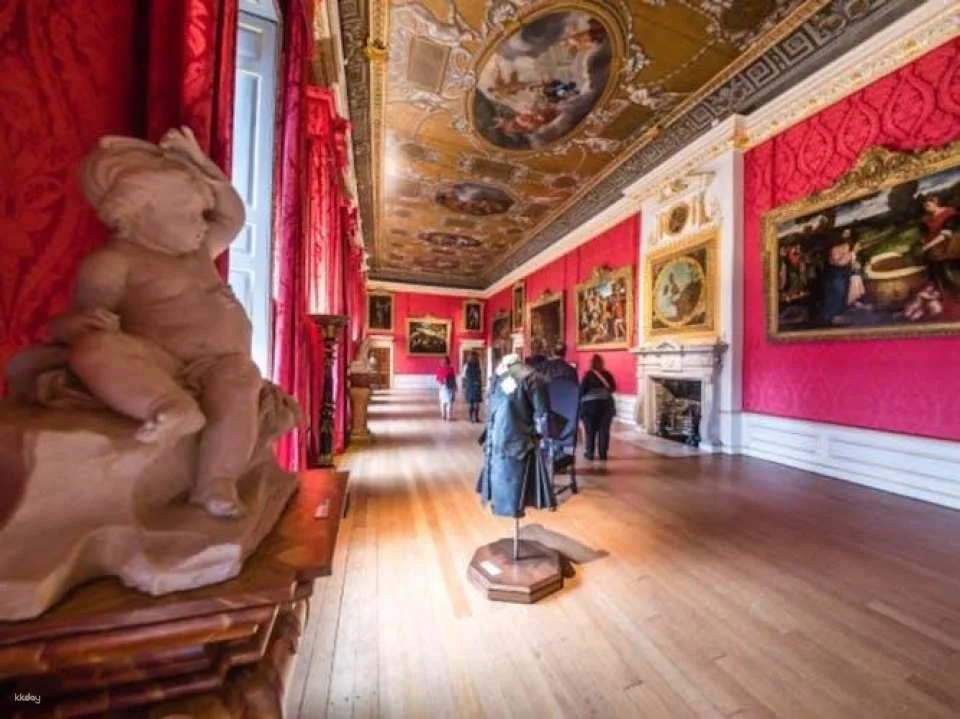 Kensington Palace and Westminster Private Tour