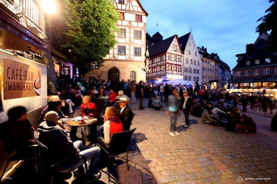 Nuremberg guided Old Town tour in the evening light