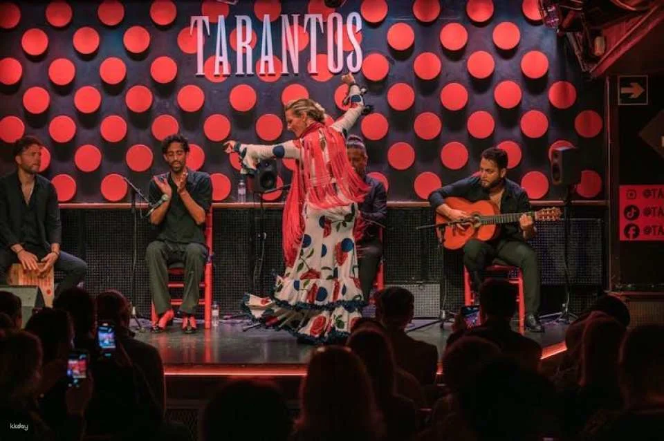 Los Tarantos flamenco show